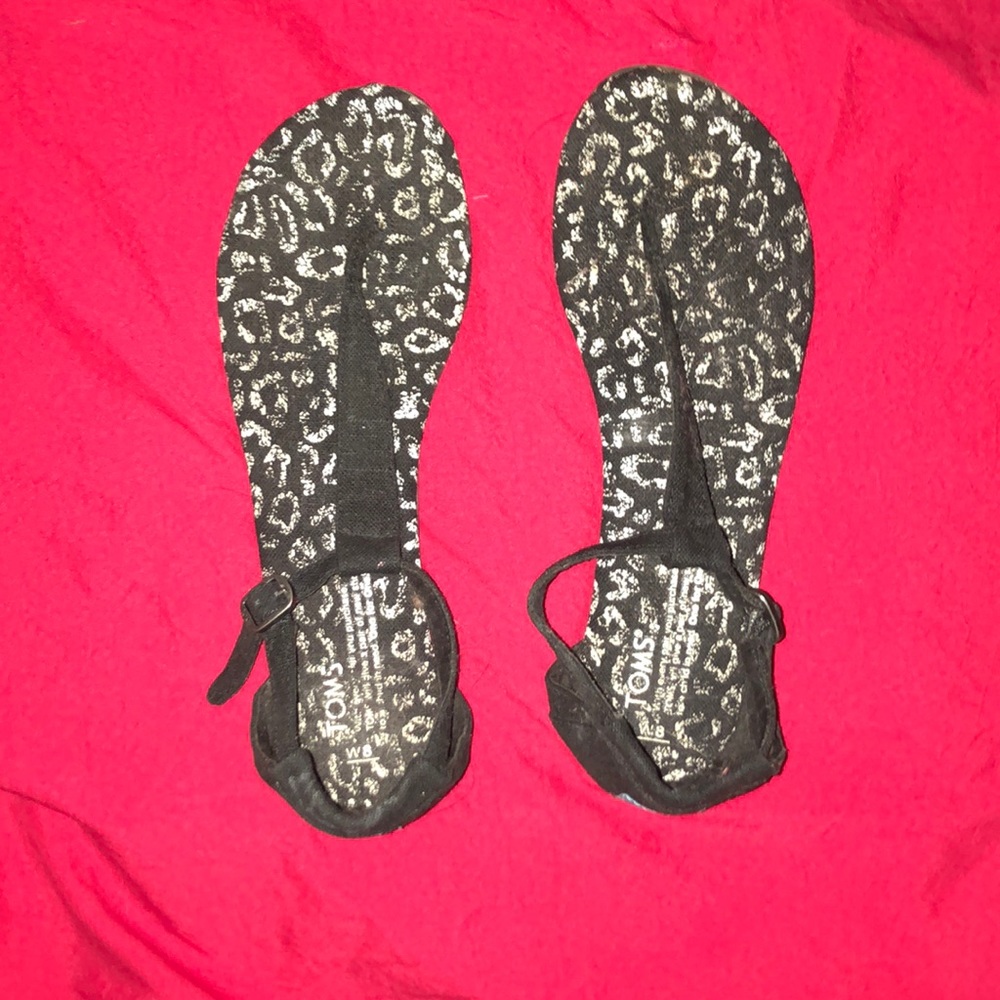 TOM sandals!